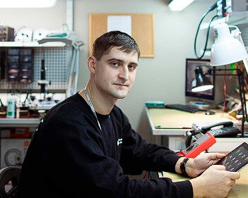 Мастер сервисного центра по ремонту техники Fujimo